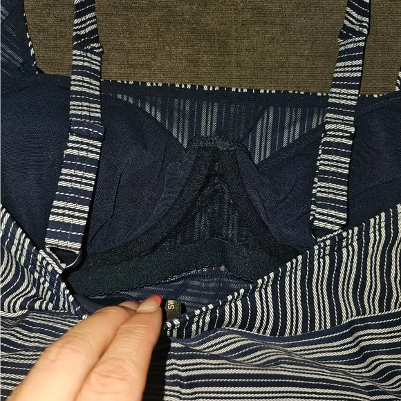 Nip Tuck Navy and white nautical striped Underwire One Piece Swimsuit Size 10 - Picture 7 of 15